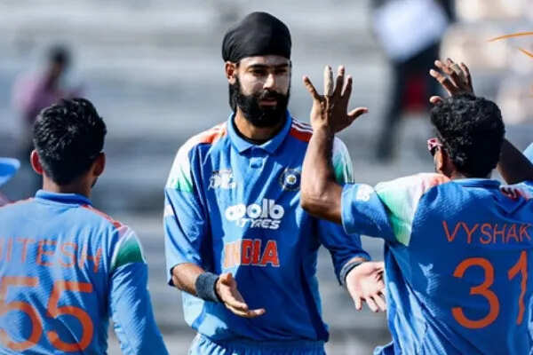 भारत को सेमीफाइनल में बांग्लादेश के खिलाफ सुपरओवर में हार का सामना