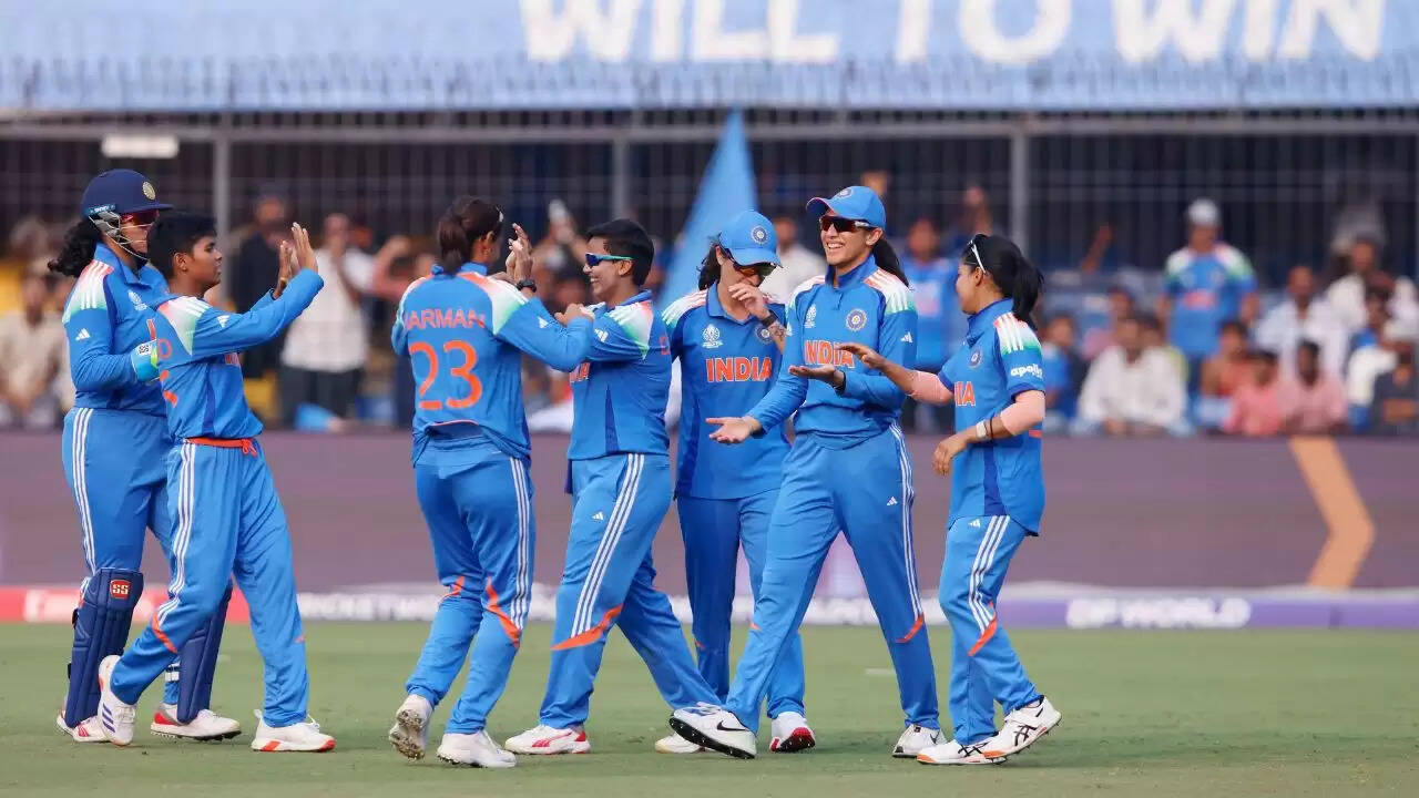 महिला क्रिकेट में नई ऊंचाइयों की ओर बढ़ती भारतीय टीम