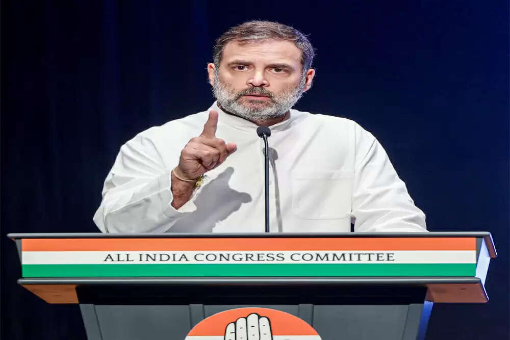 राहुल गांधी का मोदी पर हमला: अमेरिका के सामने सरेंडर का आरोप