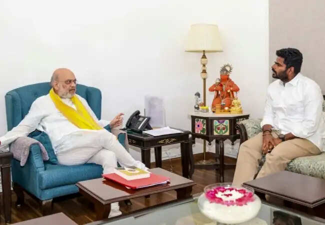 तमिलनाडु में के. अन्नामलाई का भाजपा से इस्तीफा, नई राजनीतिक दिशा की ओर बढ़ने की तैयारी