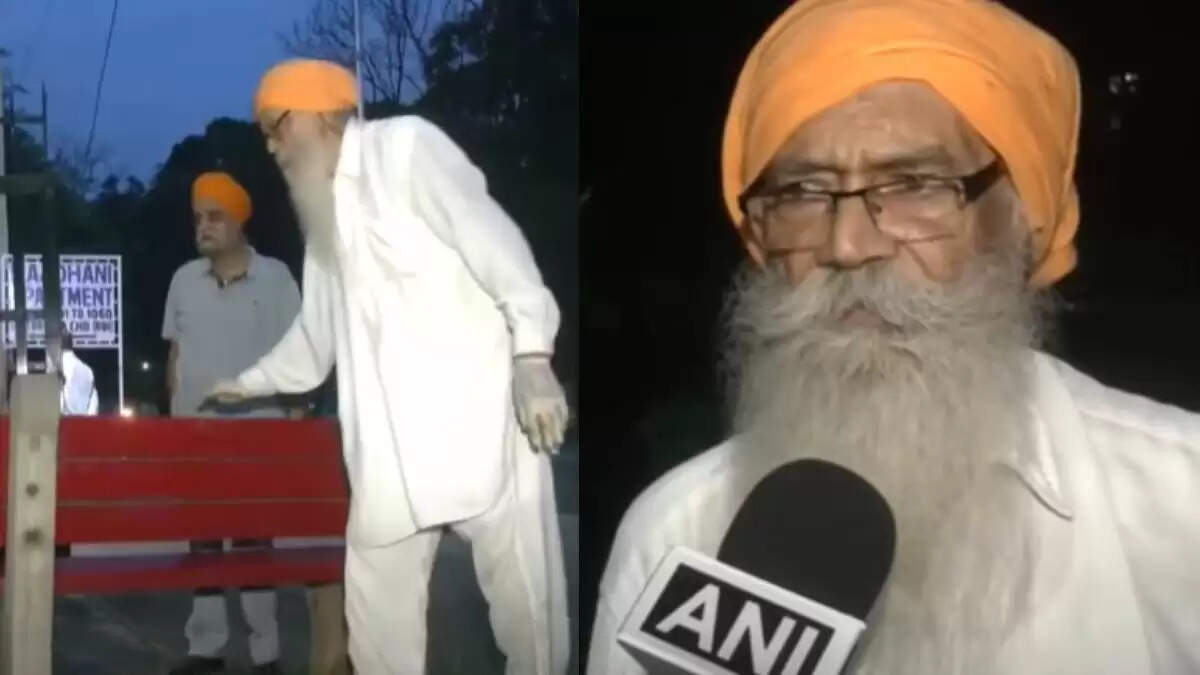 88 वर्षीय पूर्व DIG का सफाई अभियान: प्रेरणा का स्रोत