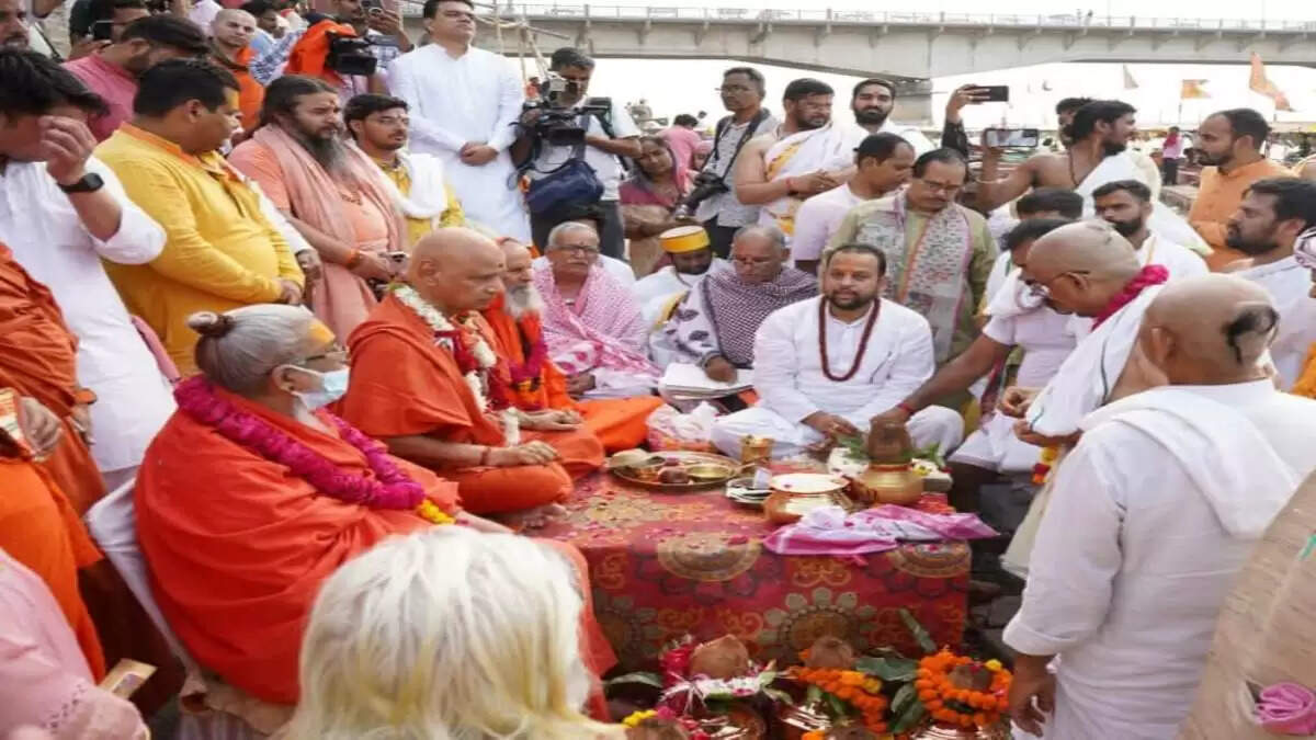 अयोध्या में राम दरबार की प्राण प्रतिष्ठा समारोह की शुरुआत