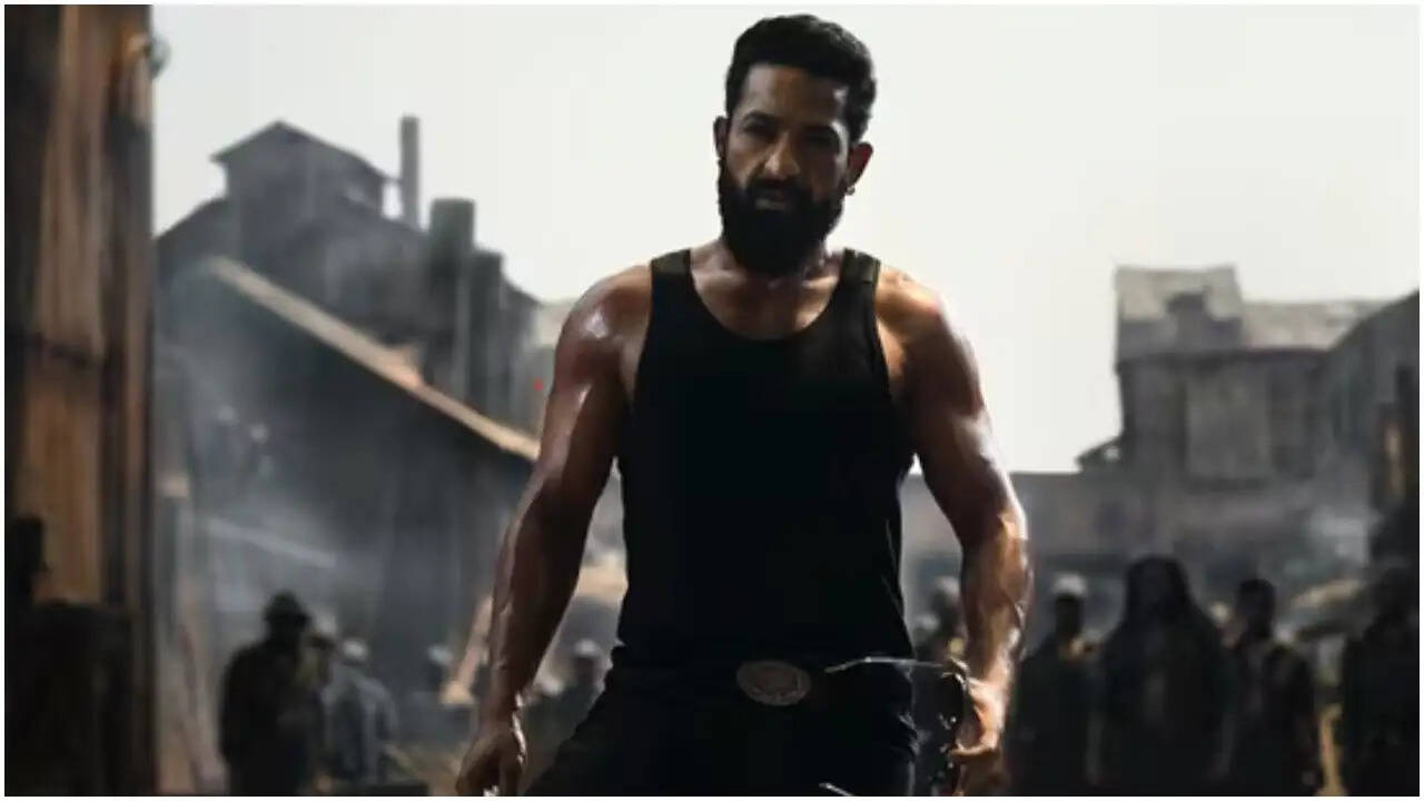 Jr NTR की नई फिल्म 'ड्रैगन' का टीजर हुआ रिलीज, एक्शन से भरपूर झलक