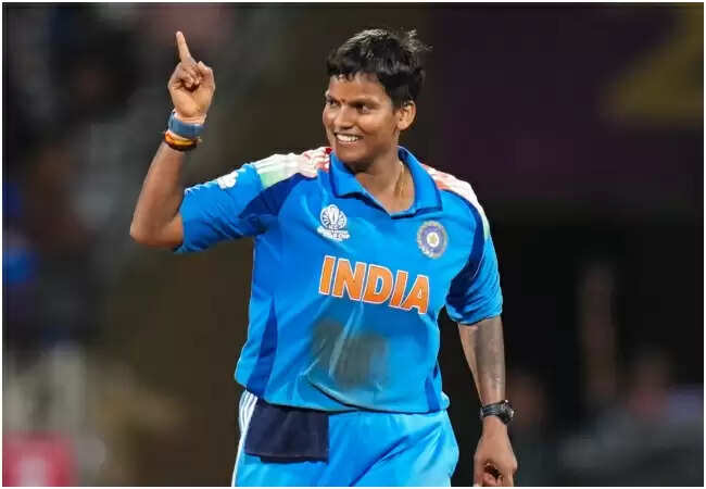 दीप्ति शर्मा ने क्रिकेट में बनाए अनोखे रिकॉर्ड, बनीं सबसे सफल गेंदबाज