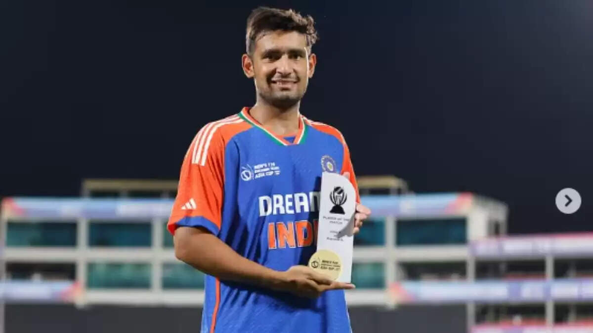 अंशुल कंबोज का मैनचेस्टर टेस्ट में चयन, धोनी और गंभीर का योगदान