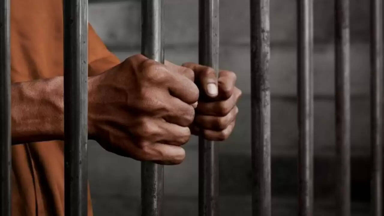 देवरिया हत्या मामले में 11 साल बाद भाई को मिली उम्रकैद की सजा