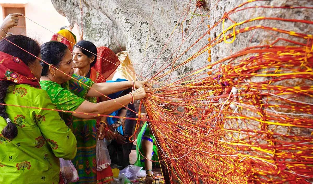हरियाली अमावस्या: महत्व, पूजा विधि और दान के उपाय