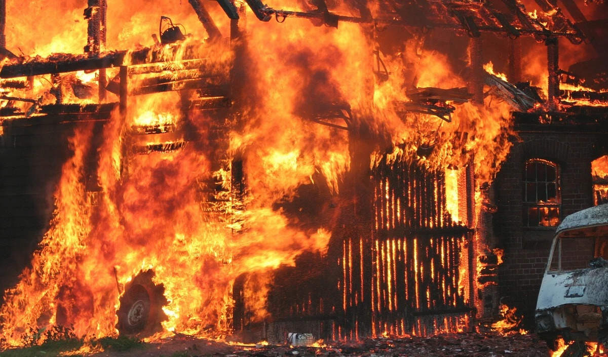 स्विट्ज़रलैंड में बार में आग से 47 की मौत, 100 से अधिक घायल