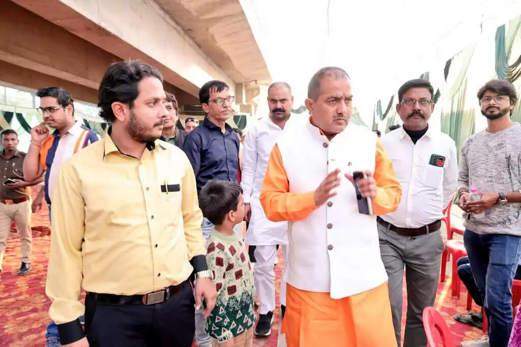 मुरादाबाद में आगज़नी के बाद मंत्री ने दी संवेदनाएँ