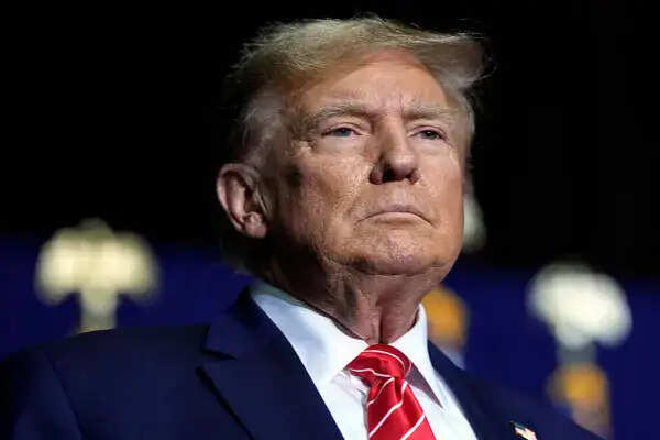 डोनाल्ड ट्रंप का अवैध प्रवासियों के खिलाफ नया कानून प्रस्ताव