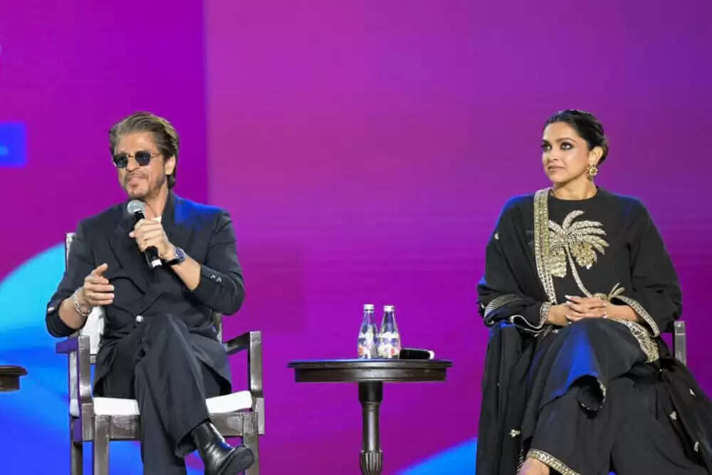 शाहरूख खान के आईपीएल फैसले पर विवाद, बांग्लादेशी क्रिकेटर की खरीद पर उठे सवाल