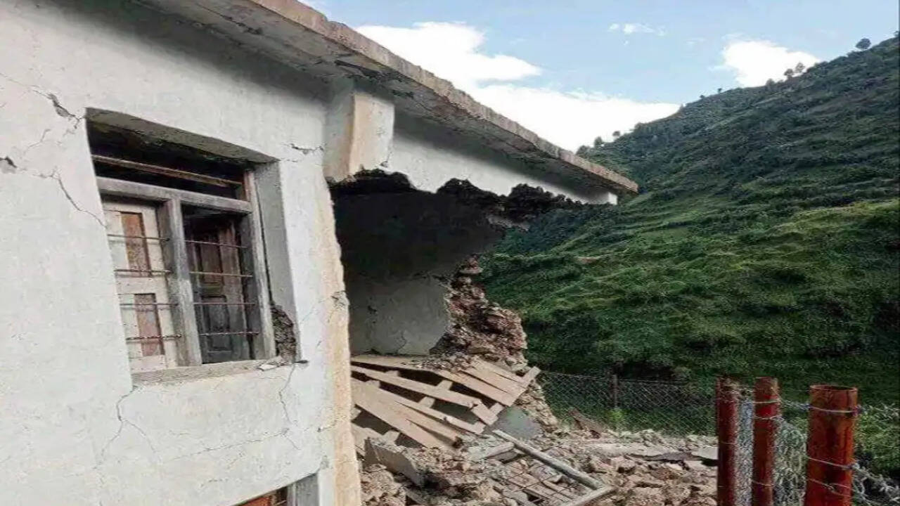 वेनेजुएला में भूकंप से भारी तबाही, 164 लोगों की मौत