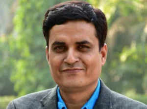 भारत की विदेश नीति: मोदी का चीन दौरा और पुतिन का आगमन