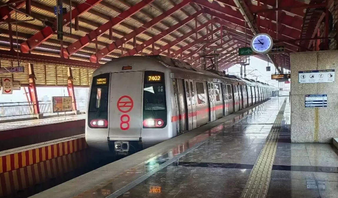 नोएडा से साहिबाबाद तक मेट्रो विस्तार की नई उम्मीद, जीडीए ने 2441 करोड़ का प्रस्ताव भेजा