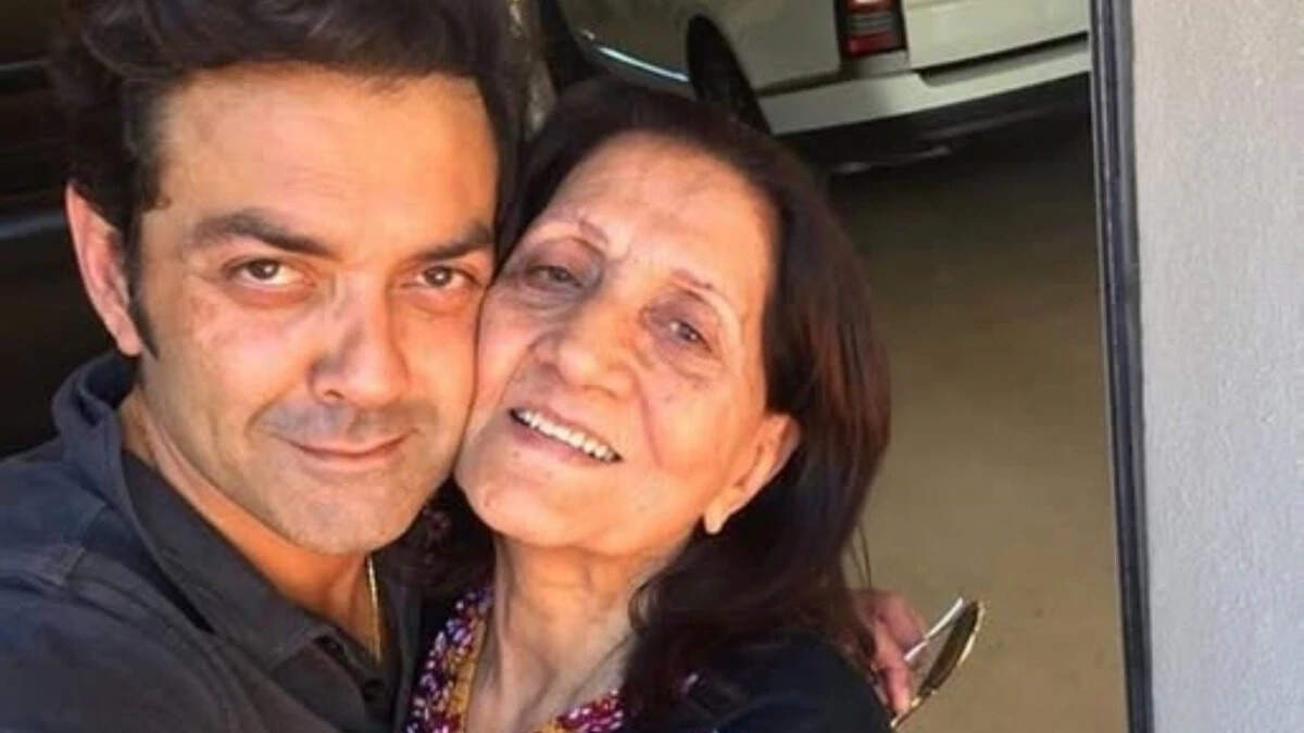बॉबी देओल ने मां और पत्नी की भूमिका पर किया खुलासा, बताया कैसे परिवार ने किया सपोर्ट