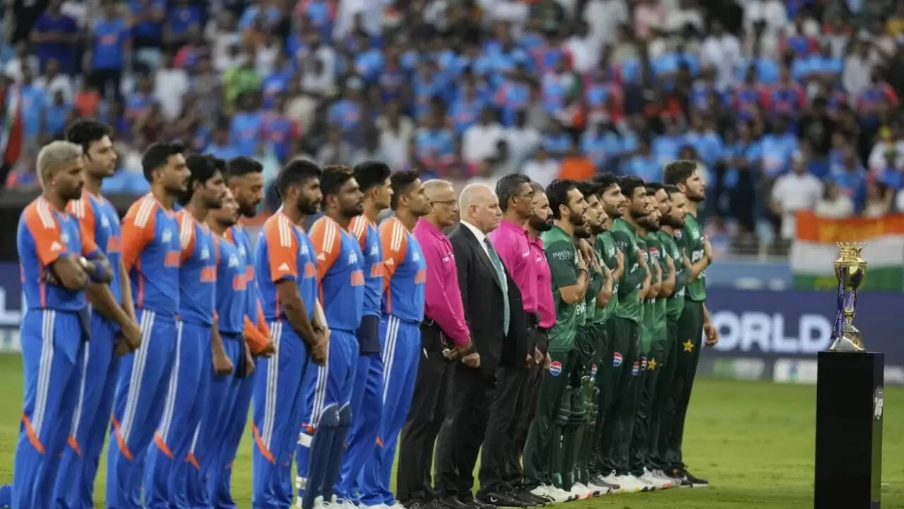 एशिया कप में भारत-पाक मैच पर फिक्सिंग के आरोप, PCB को मिले 1000 करोड़ रुपये