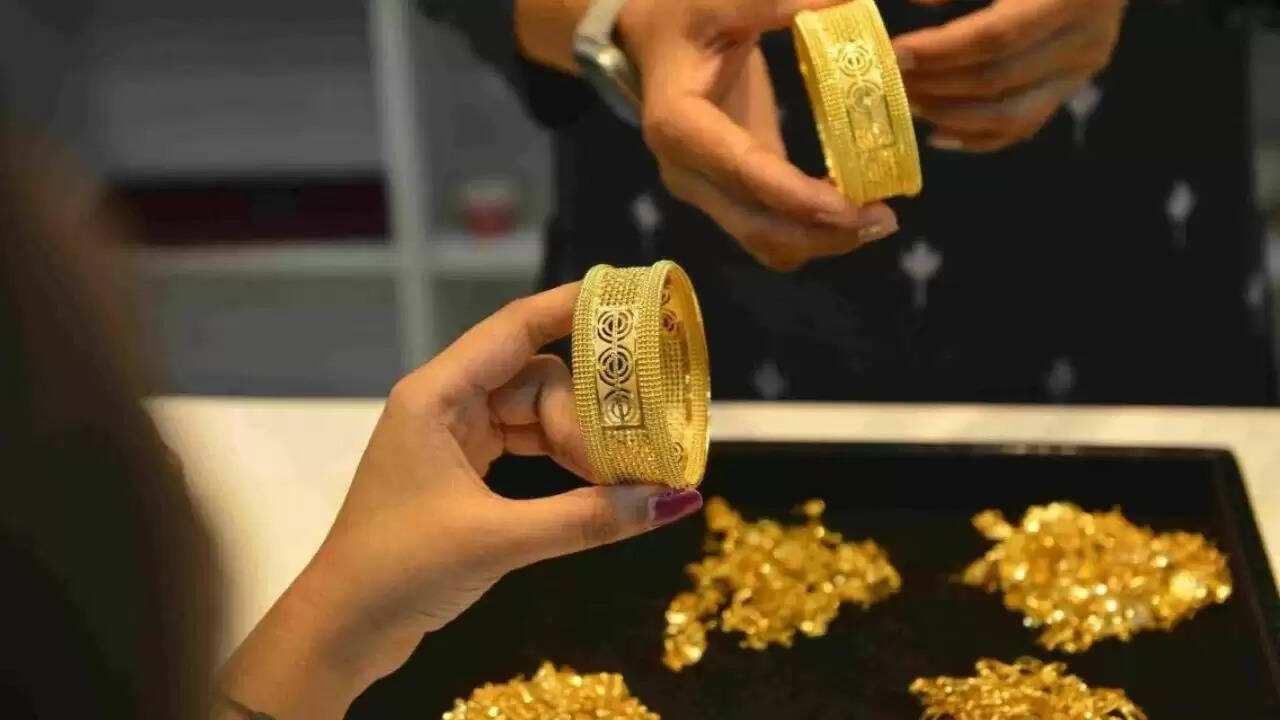 सोने और चांदी की कीमतों में उतार-चढ़ाव: आज के ताजा रेट