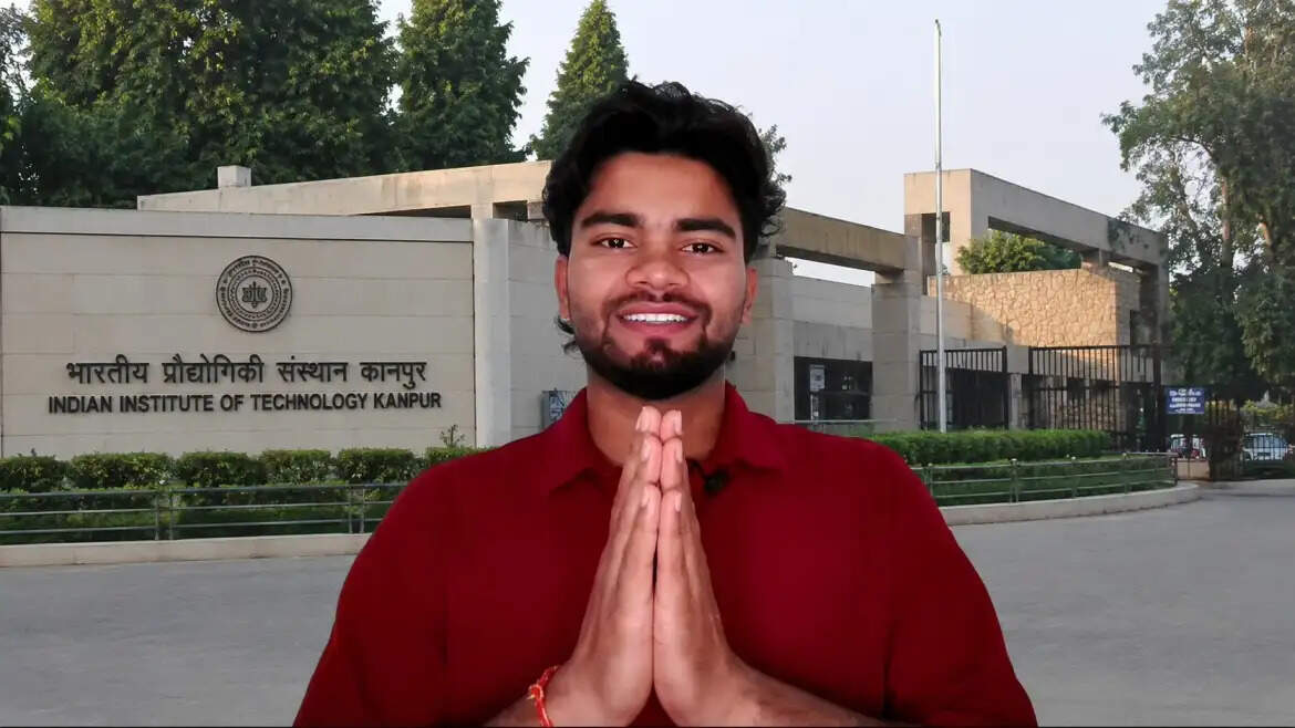 CBSE विवाद के बीच 19 वर्षीय हैकर को IIT कानपुर से मिली नौकरी