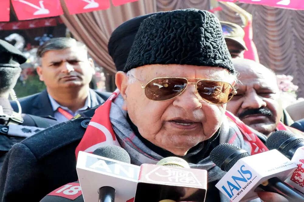 डॉ. फारूक अब्दुल्ला का विवादास्पद बयान: पंजाब धमाकों पर प्रतिक्रिया