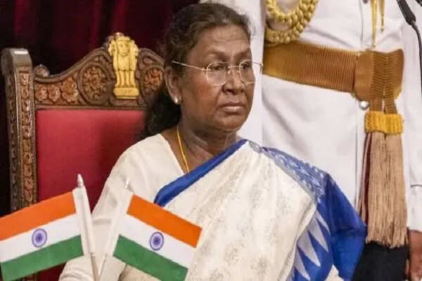 राष्ट्रपति ने ग्रामीण रोजगार गारंटी विधेयक को दी मंजूरी, 125 दिनों की होगी वैधानिक गारंटी