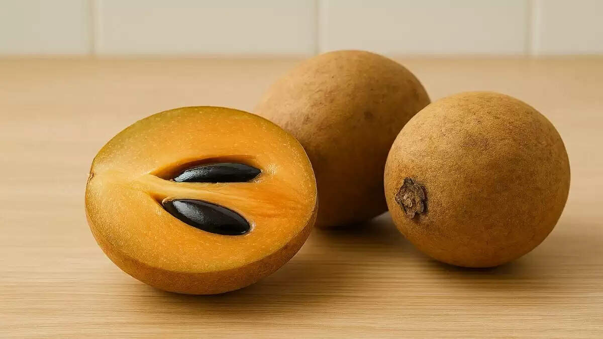 चीकू: स्वास्थ्य के लिए लाभकारी फल