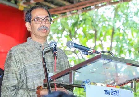 उद्धव ठाकरे ने हिंदी भाषा पर अपने विचार साझा किए