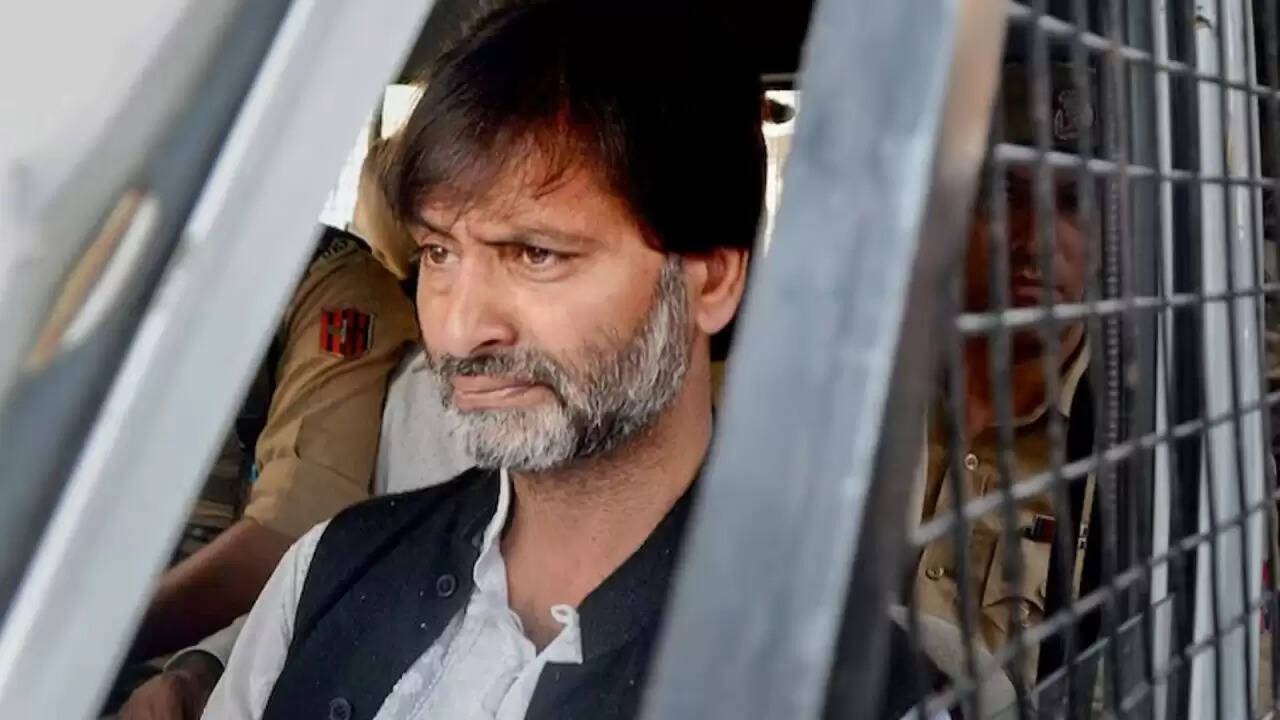 यासीन मलिक का हलफनामा: क्या है पाकिस्तान में हाफिज सईद से मुलाकात का सच?