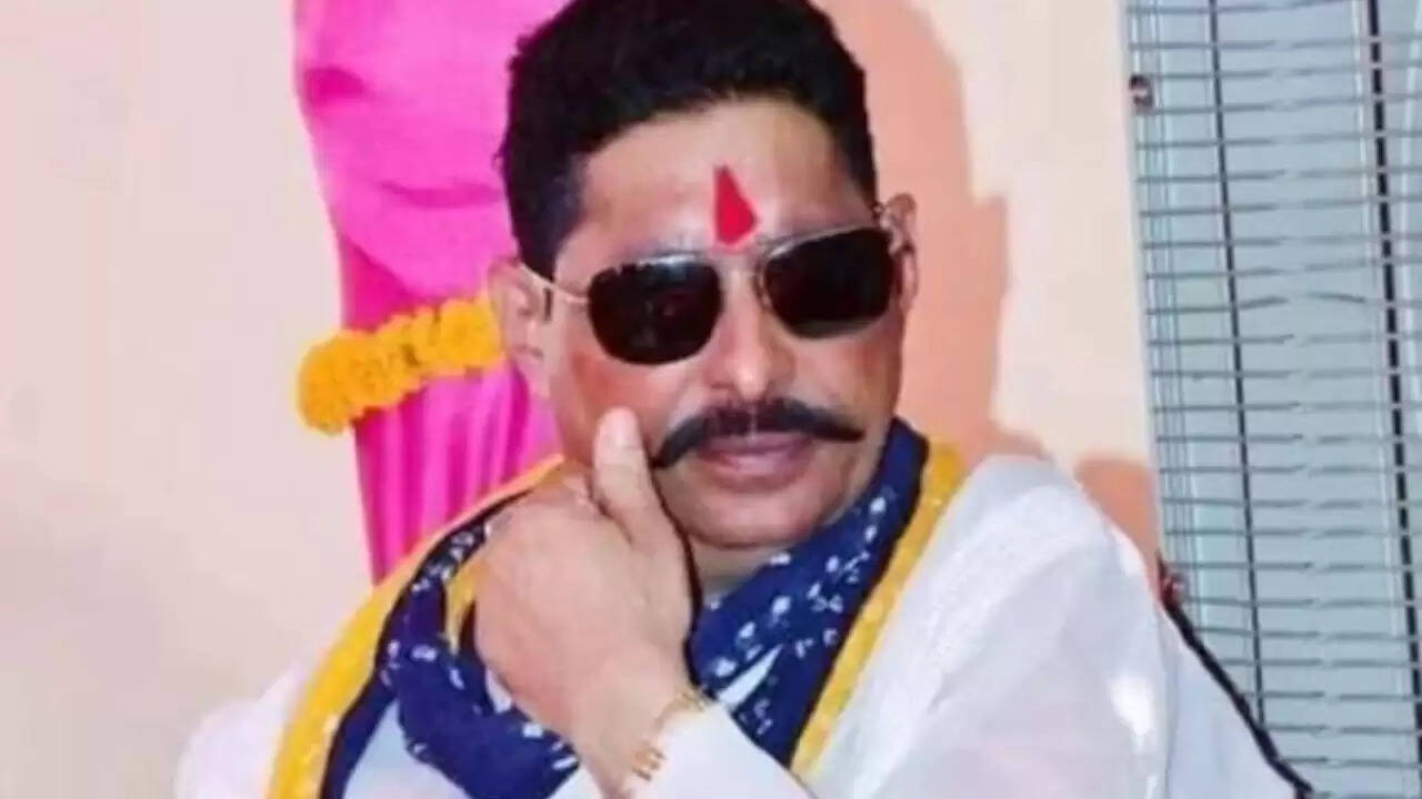 बिहार चुनाव 2025: मोकामा में अनंत सिंह की गिरफ्तारी से राजनीतिक हलचल