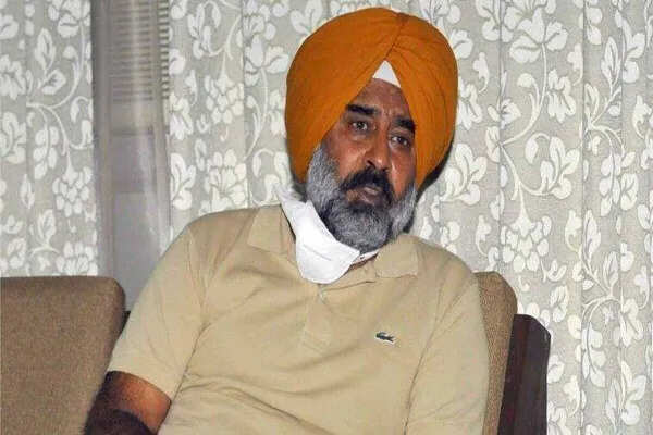 पंजाब में बाढ़ राहत पर केंद्र और राज्य सरकारों के बीच आरोप-प्रत्यारोप: परगट सिंह का बयान