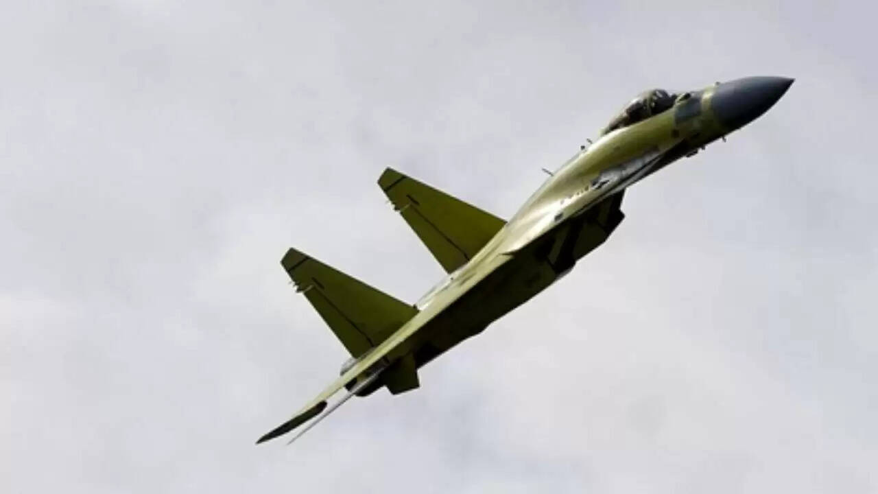 यूक्रेन ने रूस के Su-35 लड़ाकू विमान को गिराया: क्या है इसका महत्व?