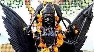 आज का राशिफल: आर्थिक लाभ और खुशहाल पारिवारिक समय