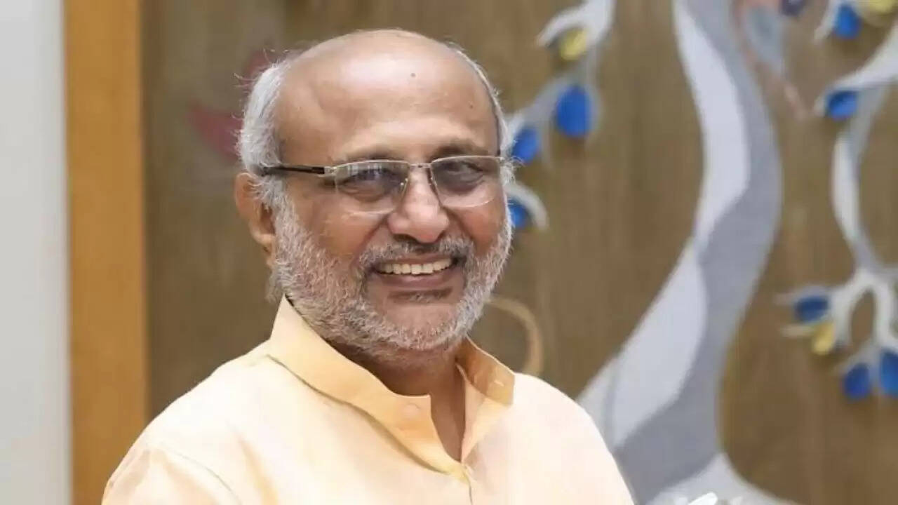 सीपी राधाकृष्णन ने महाराष्ट्र के राज्यपाल पद से दिया इस्तीफा