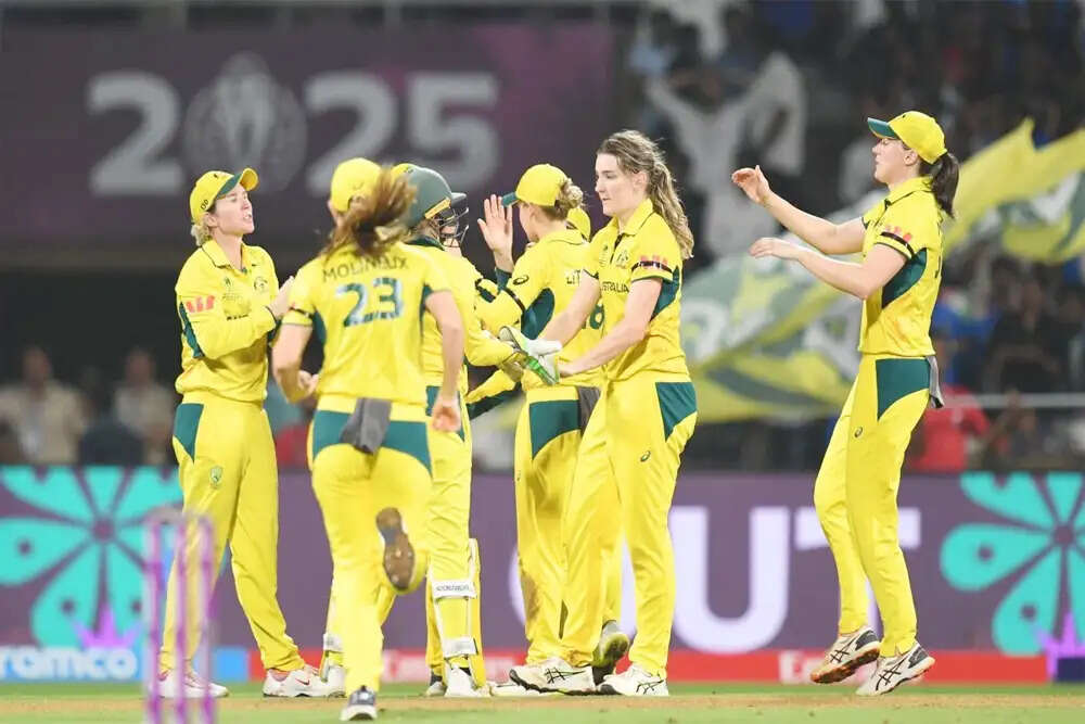 ऑस्ट्रेलिया ने वेस्टइंडीज को हराकर वनडे सीरीज में बनाई अजेय बढ़त