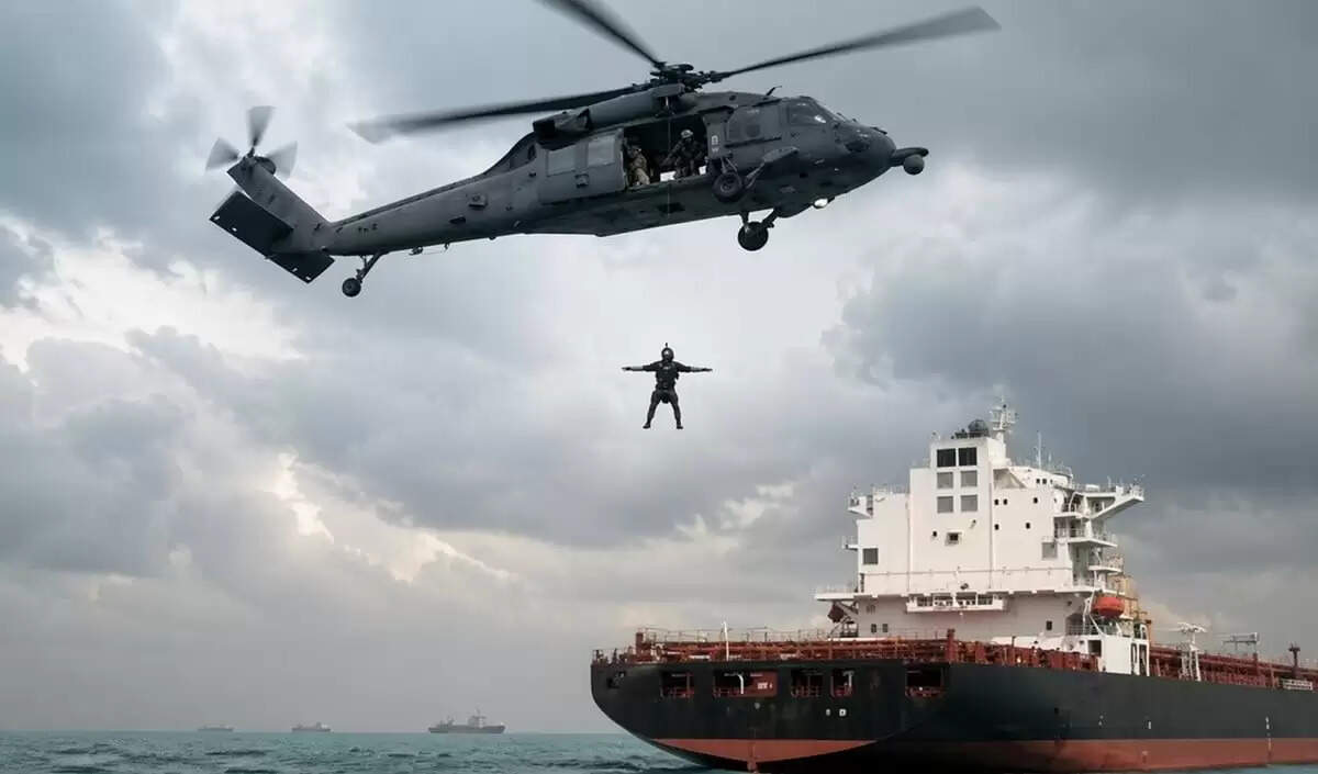 अमेरिका ने ईरान का जहाज पकड़ा: क्या है इसके पीछे की कहानी?