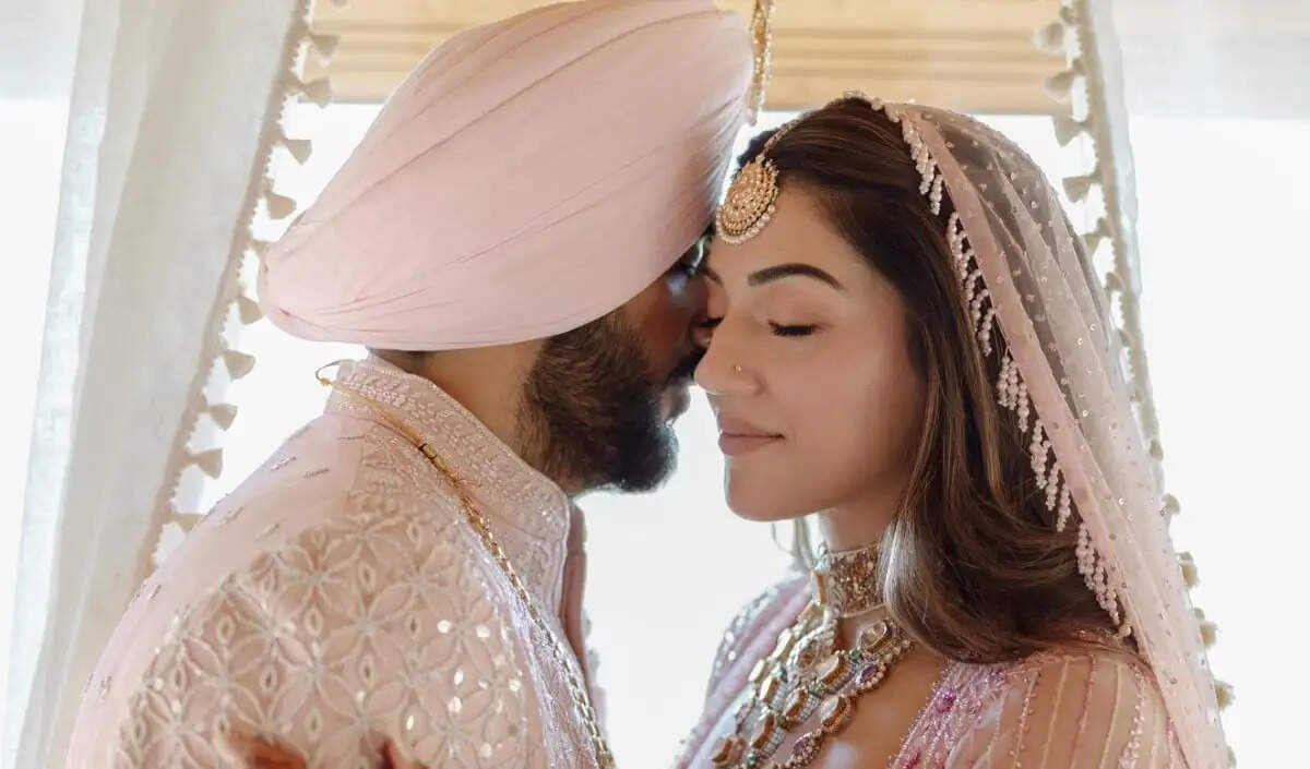 मेहरीन कौर पीरजादा ने अर्श औलख के साथ गुपचुप शादी की