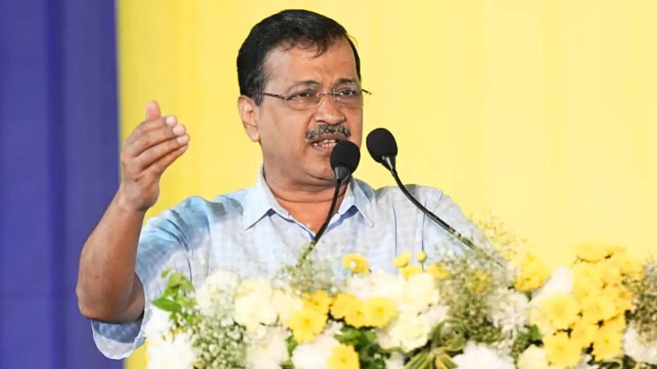 NEET पेपर लीक पर Kejriwal का बड़ा बयान: युवाओं के साथ धोखा, अब सड़कों पर उतरने की जरूरत