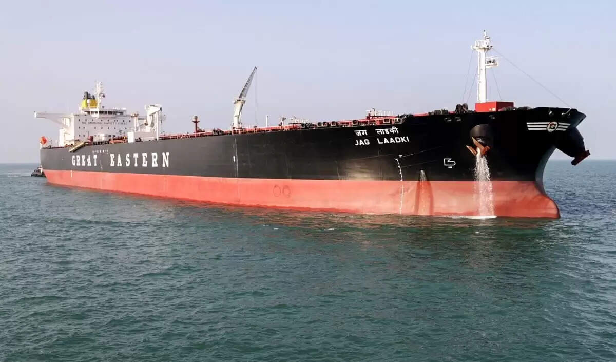 भारत के लिए अमेरिका का तेल छूट खत्म करना एक नई चुनौती