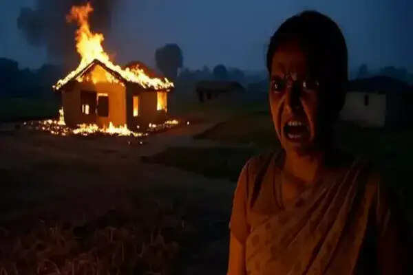 पति ने पत्नी के मायके में आग लगाई, दो घर जलकर राख