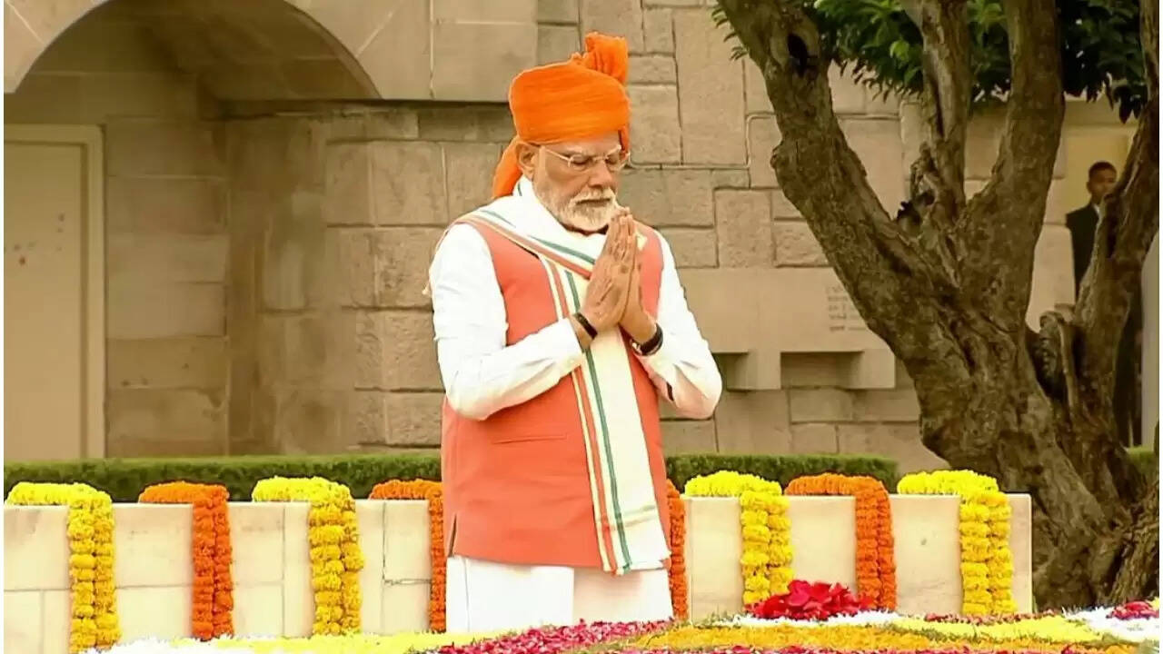भारत में सेमीकंडक्टर चिप का आगाज़: पीएम मोदी की नई योजनाएँ