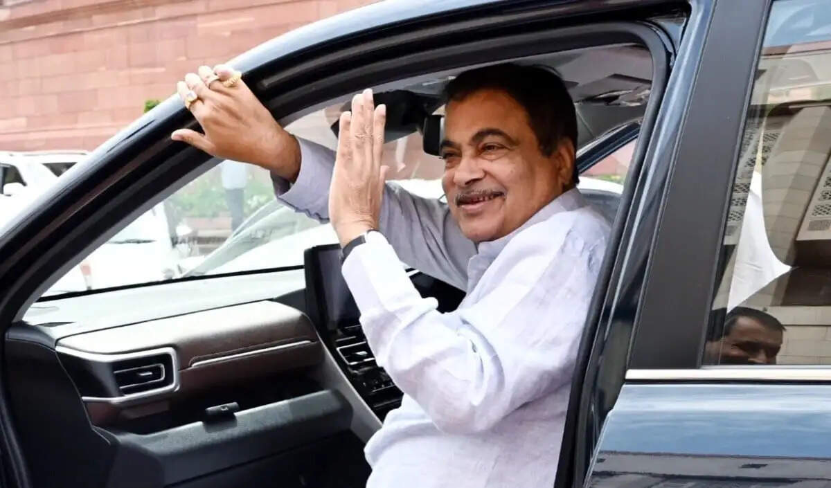भारत में ईंधन के भविष्य पर नितिन गडकरी का बड़ा बयान