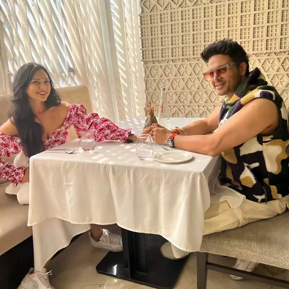 गौरव खन्ना और आकांक्षा चमोला: प्यार की मिसाल और उम्र का फासला