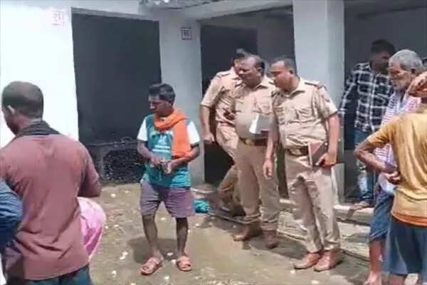 बहराइच में दो किशोरों की हत्या के बाद किसान ने परिवार के साथ खुद को आग लगाई