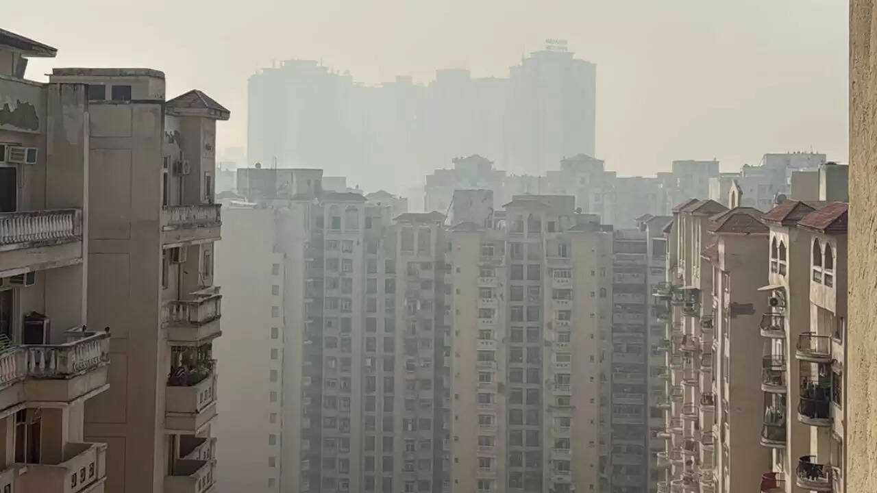 दिल्ली में वायु प्रदूषण की गंभीर स्थिति: GRAP-3 के तहत सख्त पाबंदियां लागू