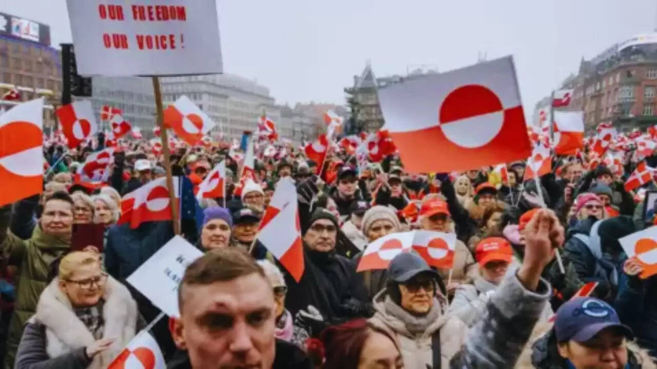 ग्रीनलैंड में अमेरिकी कब्जे के खिलाफ भड़का विरोध: जानें क्या है मामला