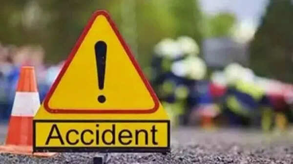 दक्षिणी पेरू में बस दुर्घटना: 10 की मौत, 37 घायल