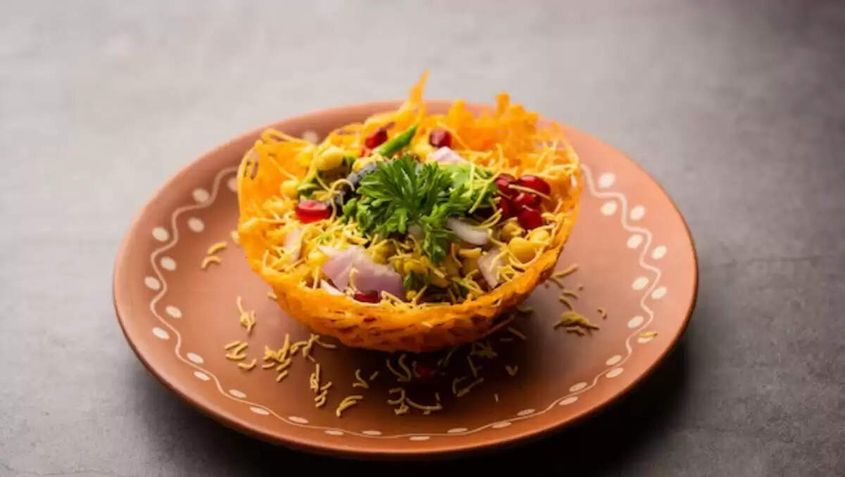 घर पर बनाएं लखनऊ की प्रसिद्ध बास्केट चाट