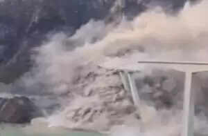 चीन का नया होंगची ब्रिज 44 दिन में ढहा, प्रशासन ने शुरू की जांच