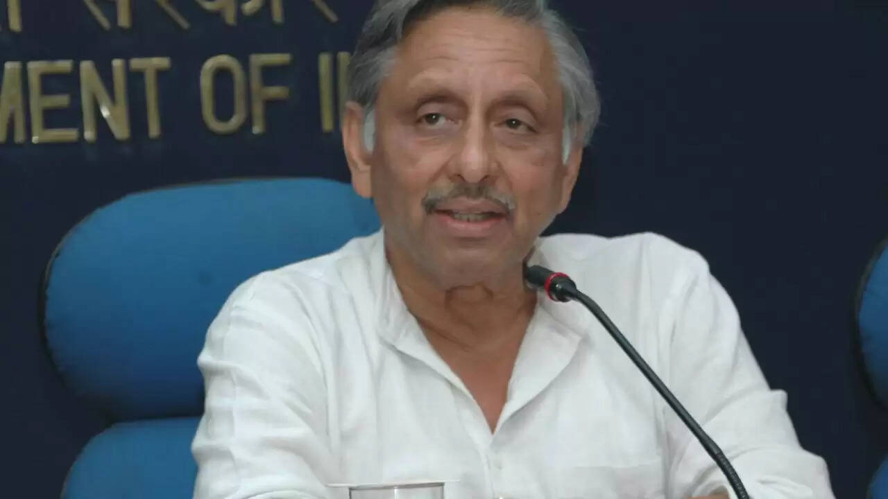 कांग्रेस नेता मणिशंकर अय्यर के विवादास्पद बयान से राजनीतिक हलचल