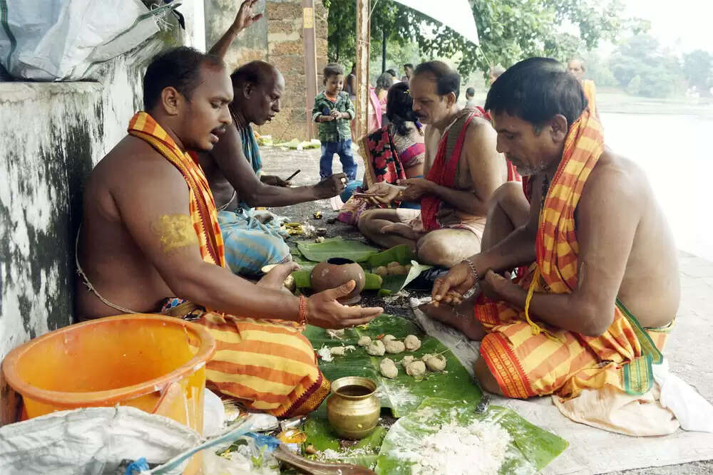 जातियों और वर्ण व्यवस्था: एक नई दृष्टि