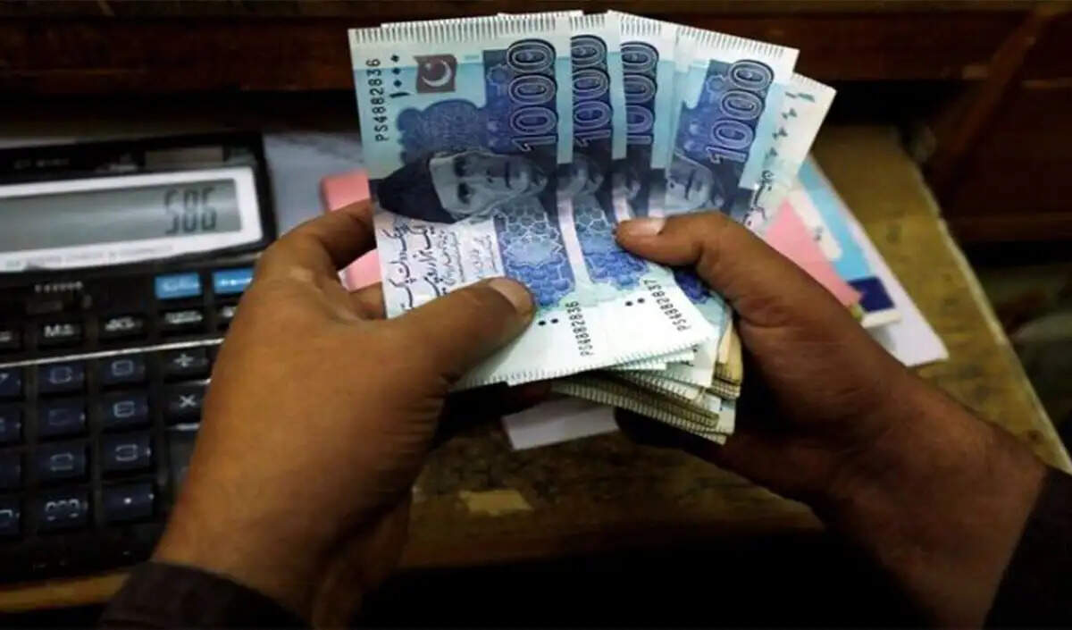 पाकिस्तान के FMCG क्षेत्र पर कर नीतियों का गंभीर प्रभाव